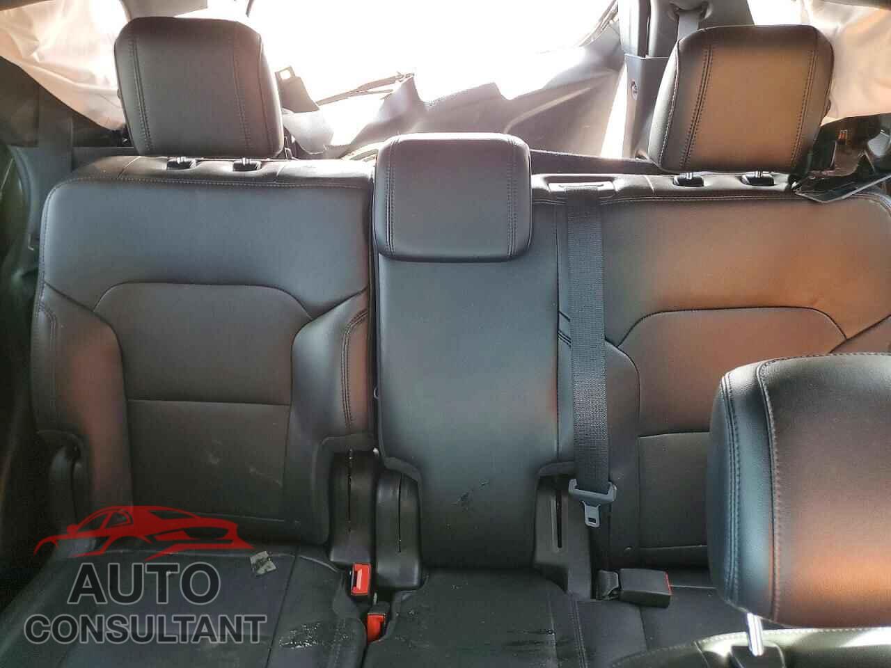 FORD EXPLORER 2018 - 1FM5K7D88JGB90272