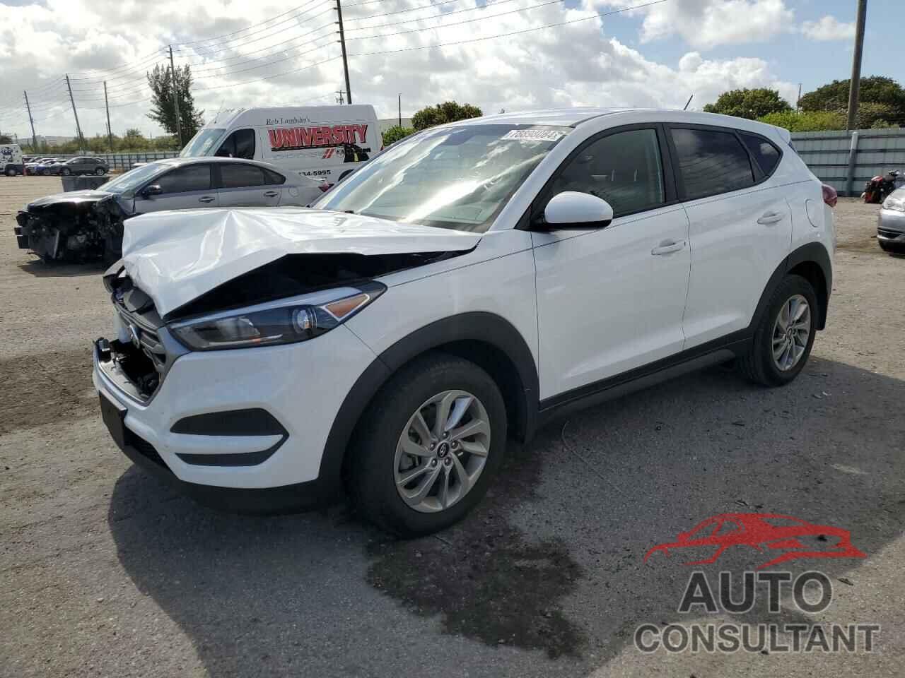 HYUNDAI TUCSON 2018 - KM8J2CA42JU747073