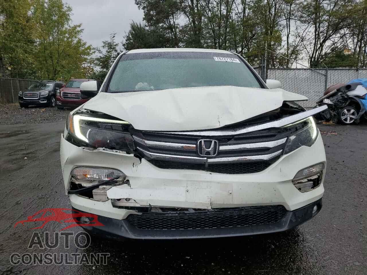 HONDA PILOT 2017 - 5FNYF6H56HB002692