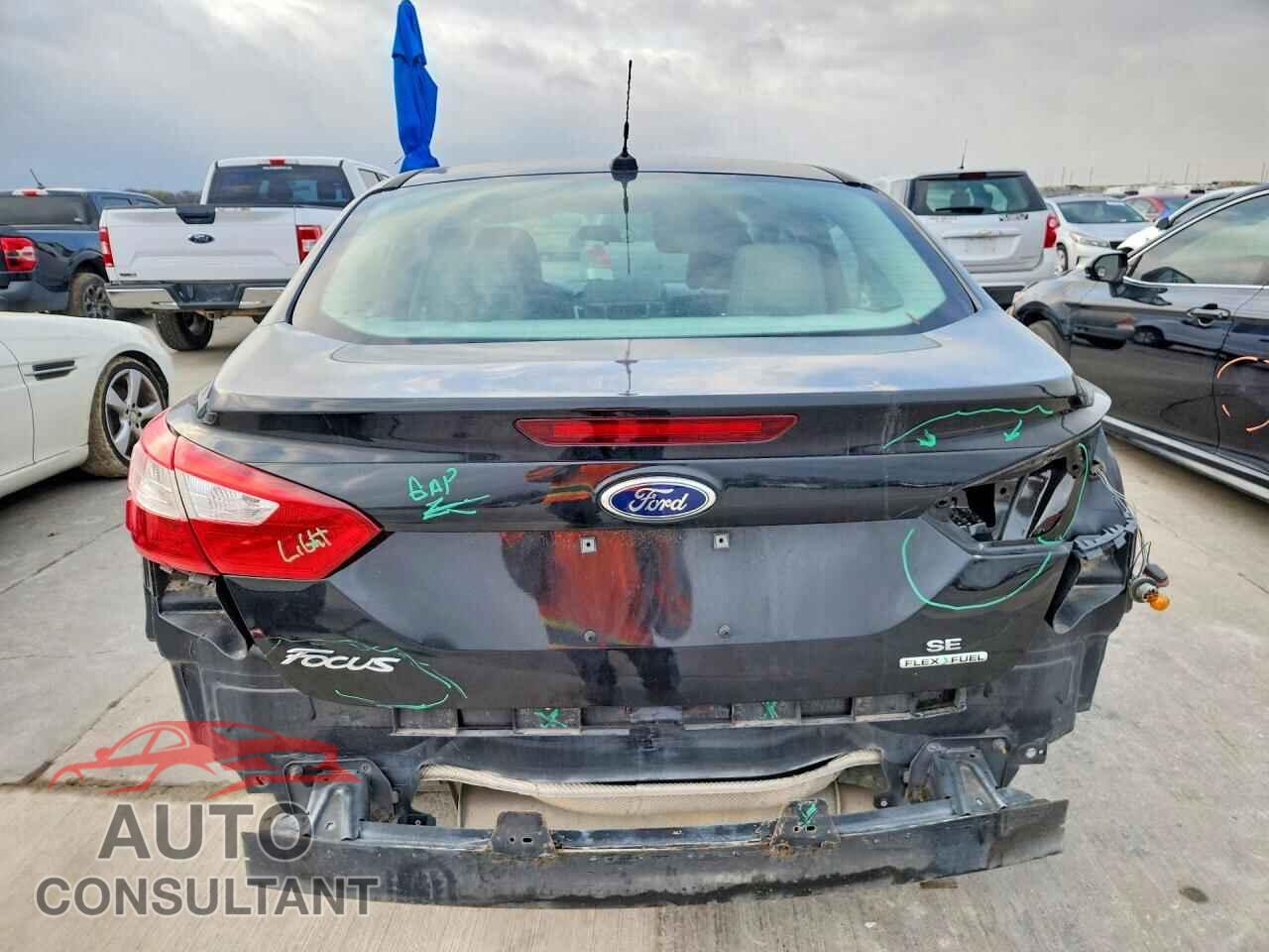 FORD FOCUS 2014 - 1FADP3F2XEL196726