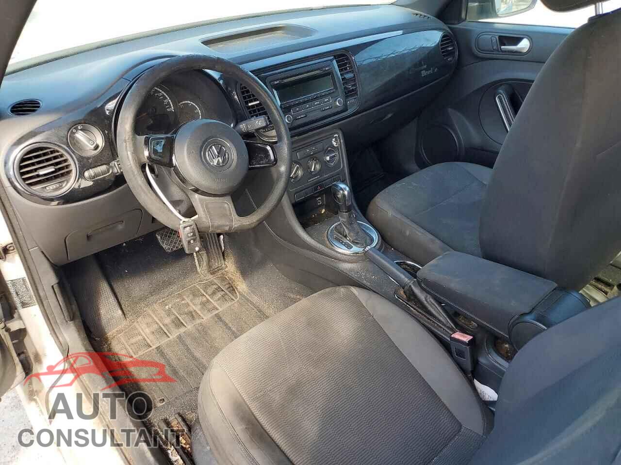 VOLKSWAGEN BEETLE 2013 - 3VWFP7AT9DM644717