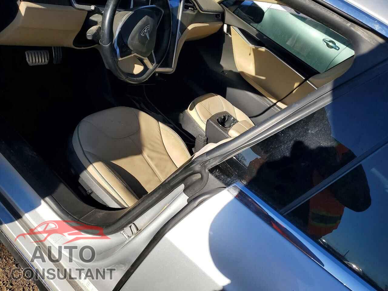 TESLA MODEL S 2013 - 5YJSA1DP4DFP06866