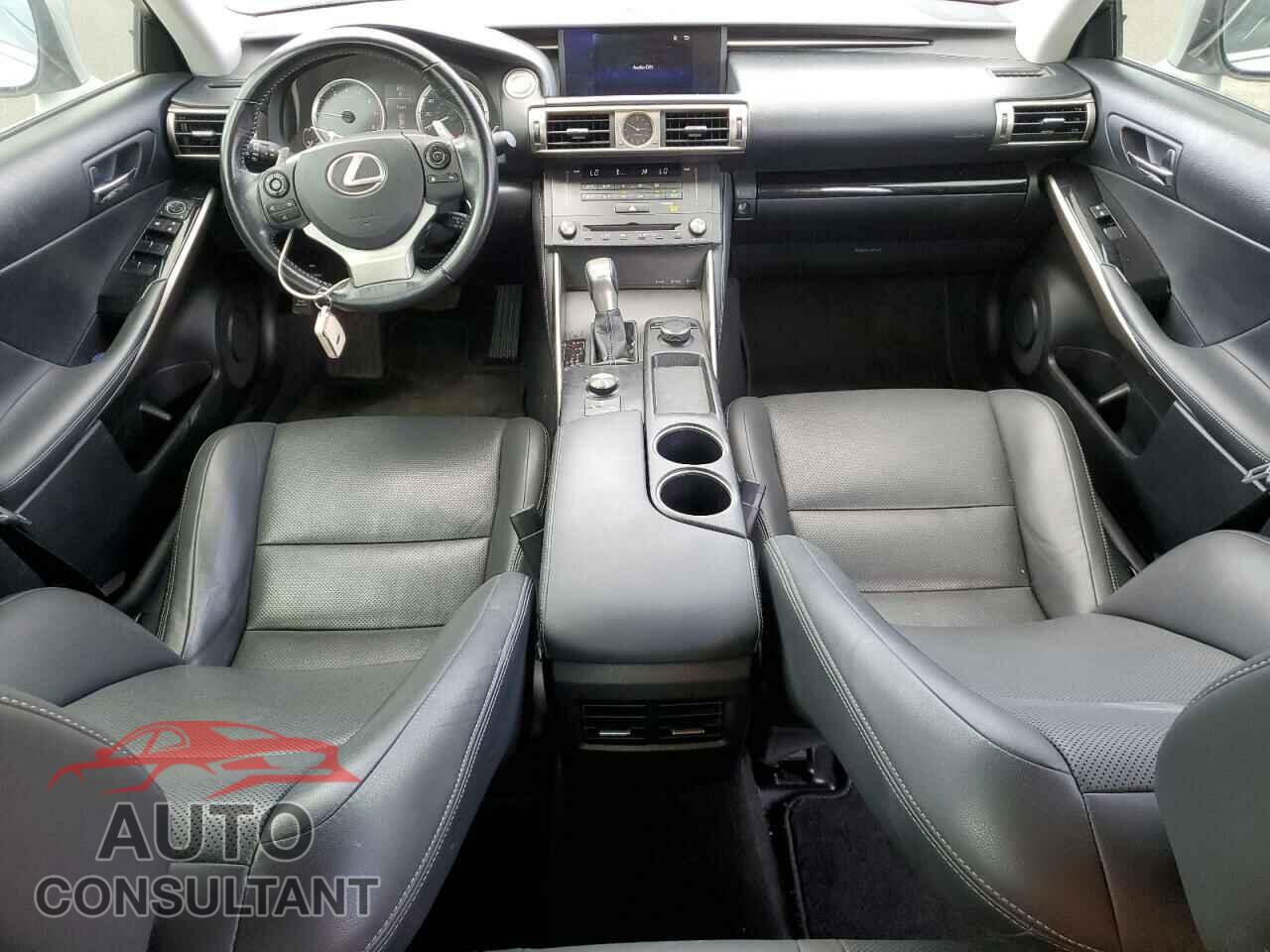 LEXUS IS 2016 - JTHBA1D26G5008218
