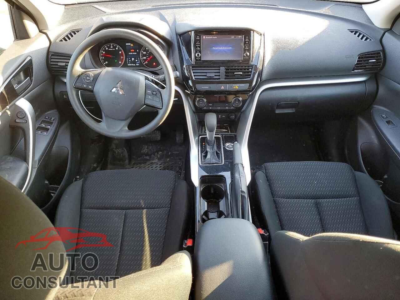 MITSUBISHI ECLIPSE 2024 - JA4ATUAA0RZ005230