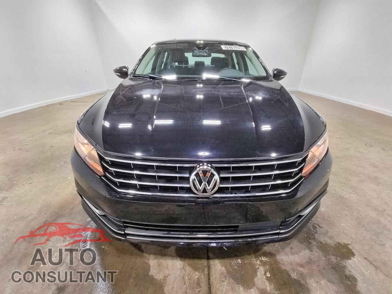 VOLKSWAGEN PASSAT 2016 - 1VWAT7A37GC027991