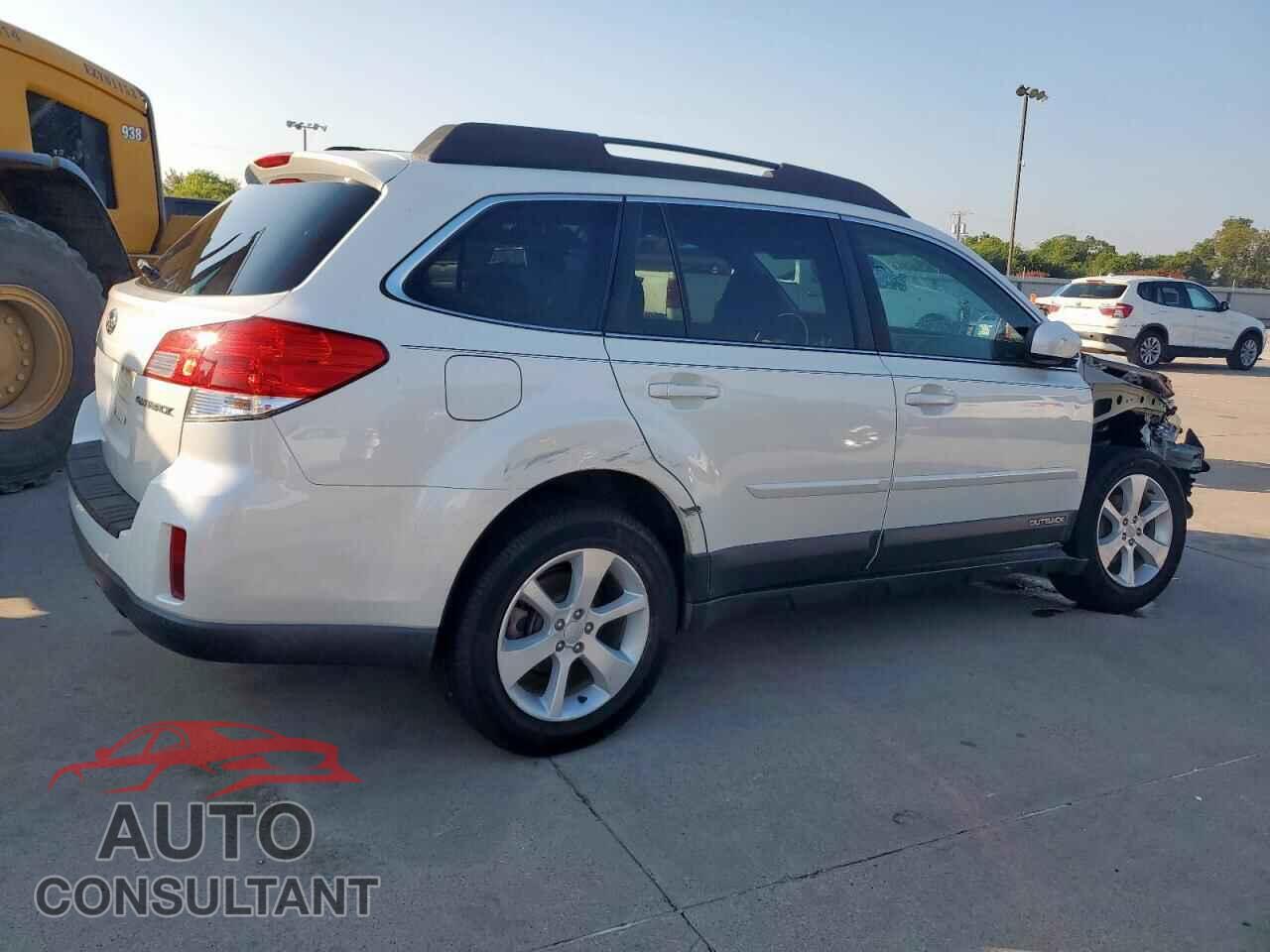 SUBARU OUTBACK 2013 - 4S4BRCCC2D3268375