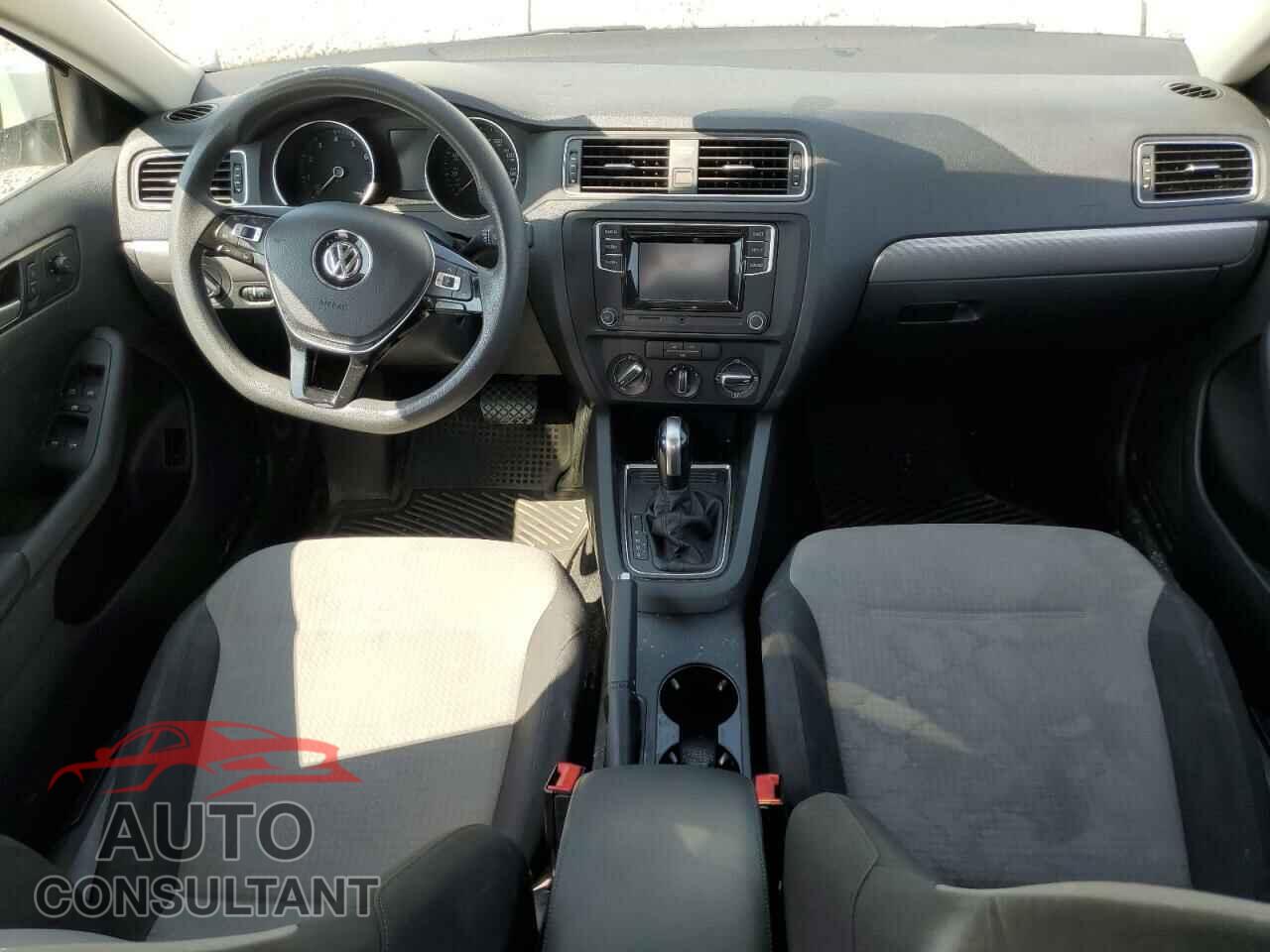 VOLKSWAGEN JETTA 2017 - 3VW2B7AJ5HM306362