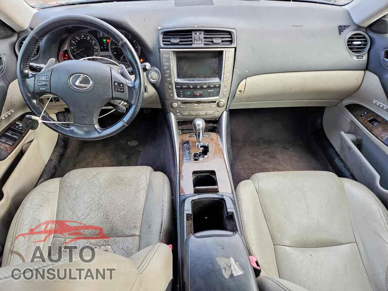 LEXUS IS 2009 - JTHCK262092031843