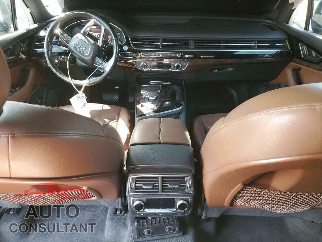 AUDI Q7 2017 - WA1VAAF72HD002487