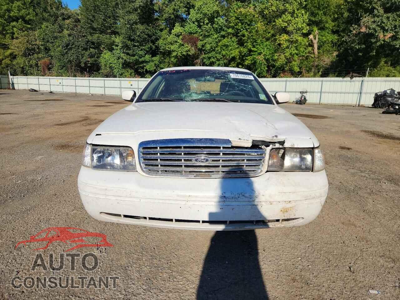 FORD CROWN VIC 2011 - 2FABP7EV8BX184552
