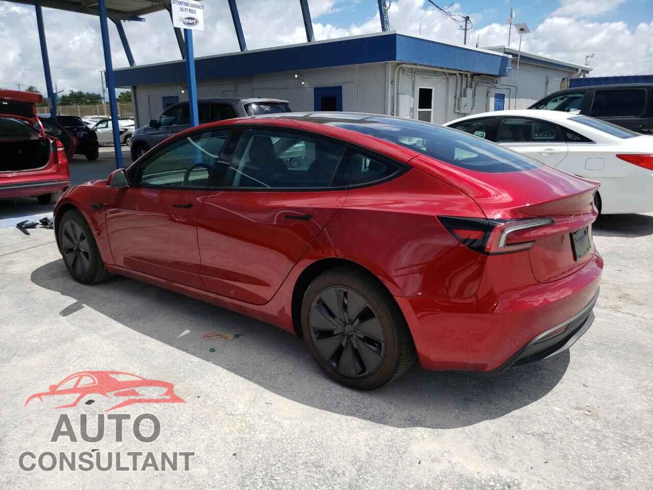 TESLA MODEL 3 2025 - 5YJ3E1EB4SF904310