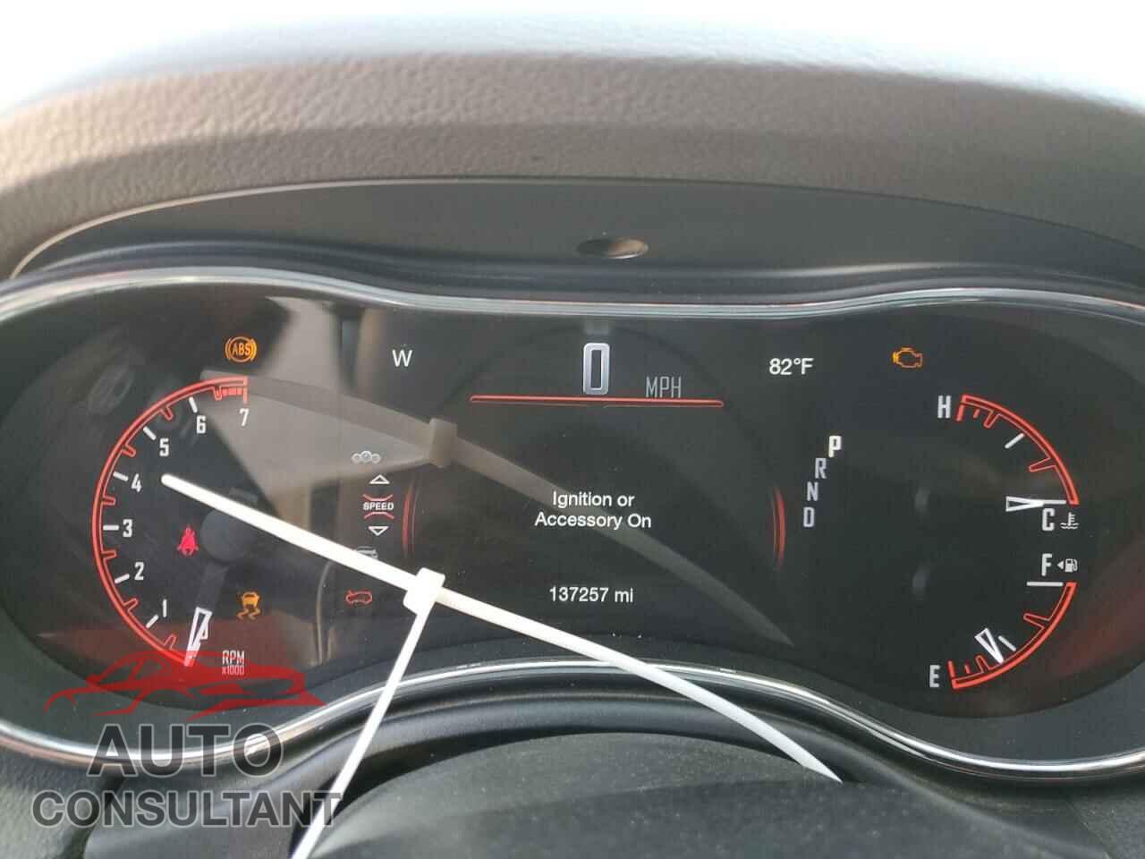 DODGE DURANGO 2018 - 1C4RDHAG3JC473557