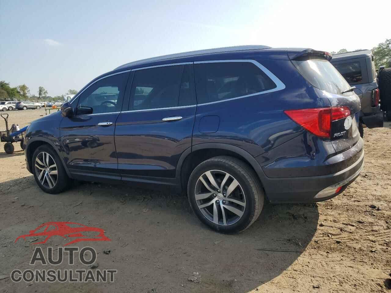 HONDA PILOT 2017 - 5FNYF6H03HB001116