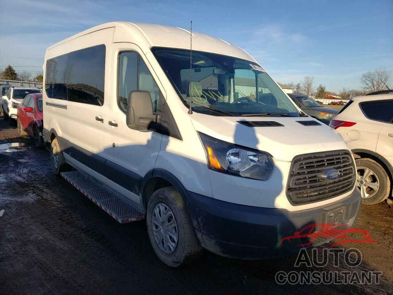 FORD TRANSIT CO 2018 - 1FTYR2CM7JKB11122