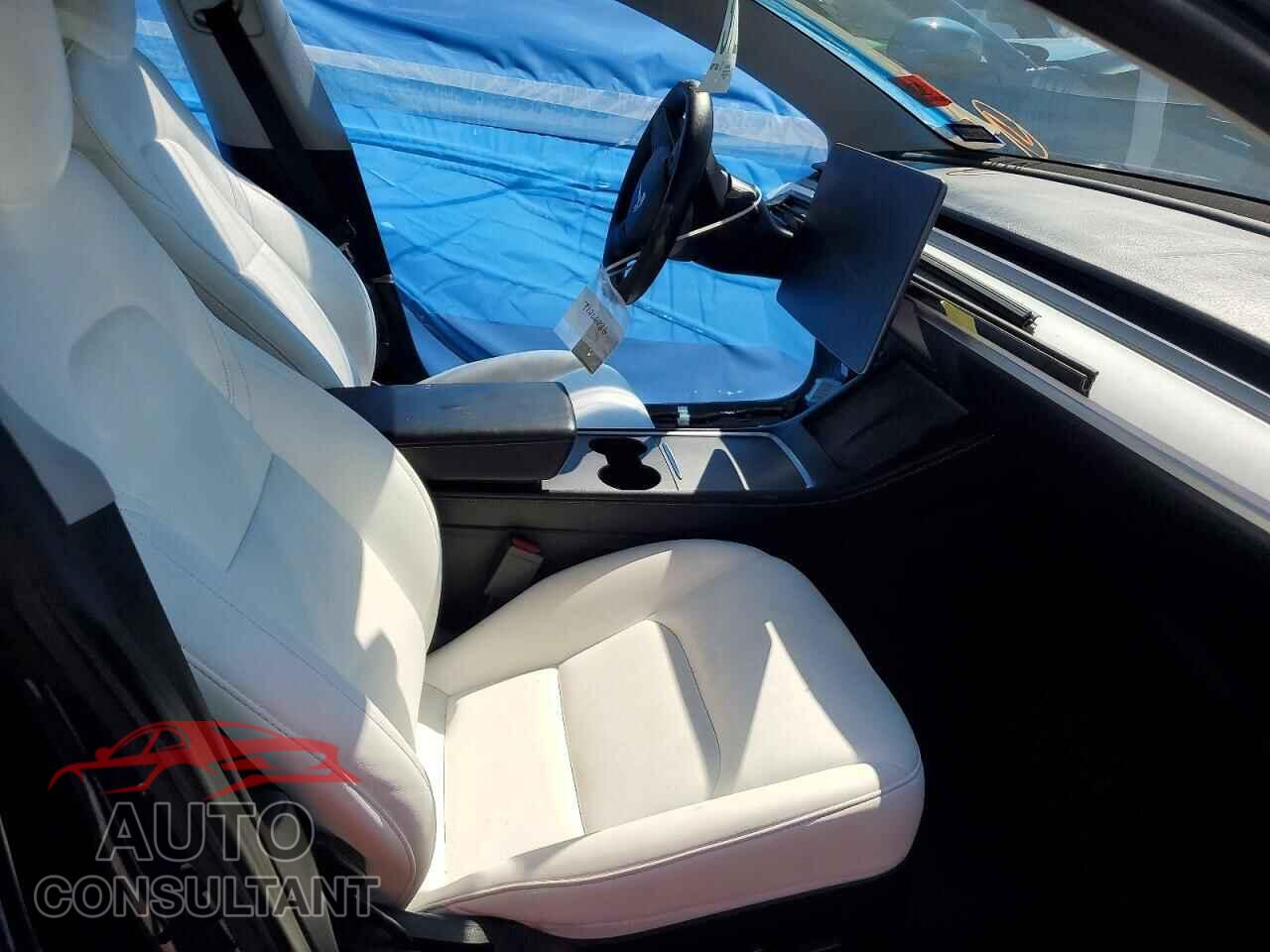 TESLA MODEL 3 2021 - 5YJ3E1EA2MF964726