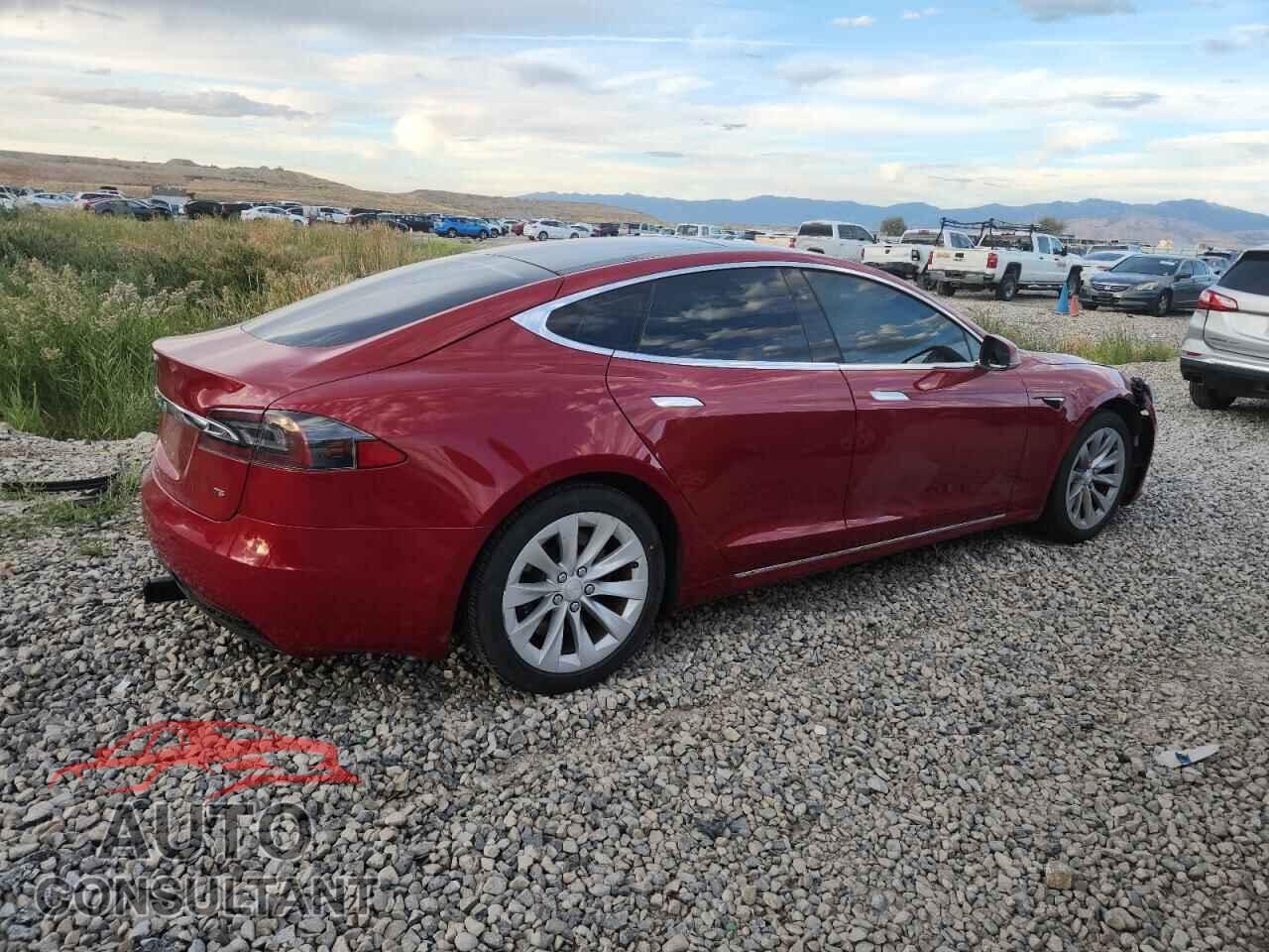 TESLA MODEL S 2017 - 5YJSA1E13HF185557