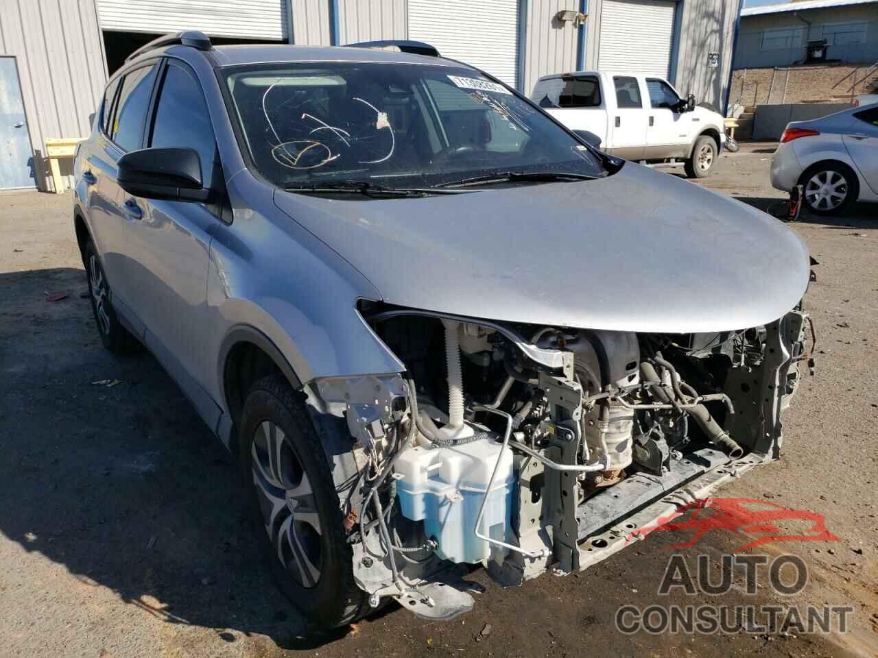 TOYOTA RAV4 2018 - 2T3BFREV3JW711737