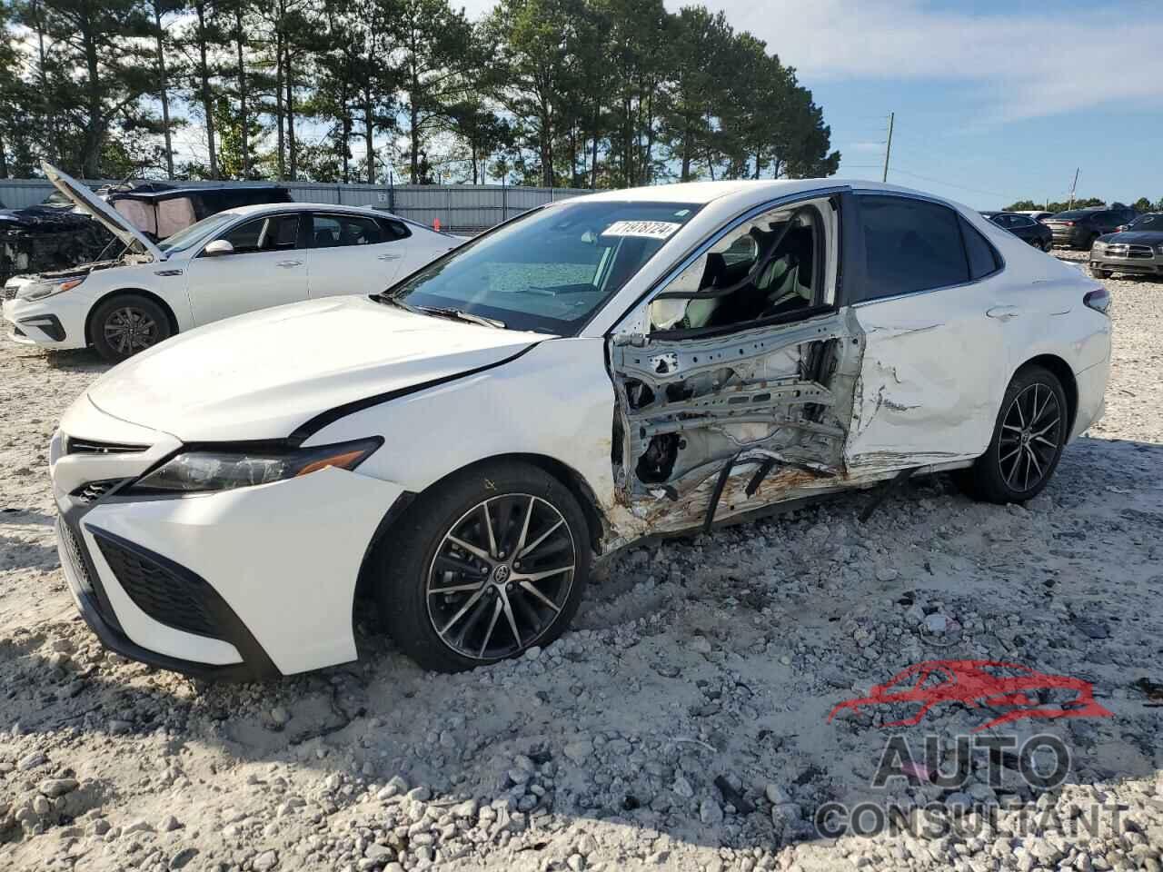 TOYOTA CAMRY 2021 - 4T1G11AK7MU459649