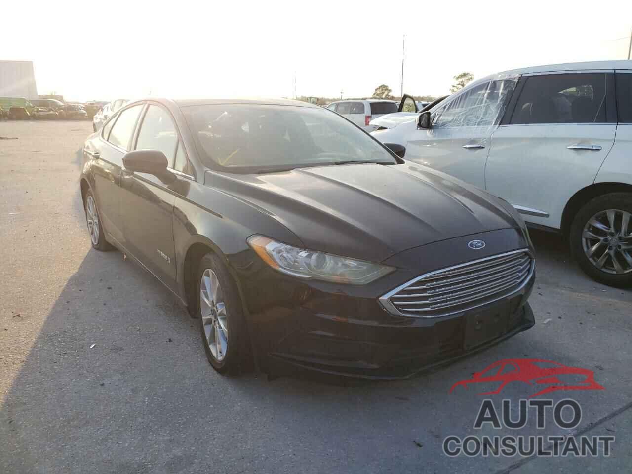 FORD FUSION 2017 - 3FA6P0LU9HR232599