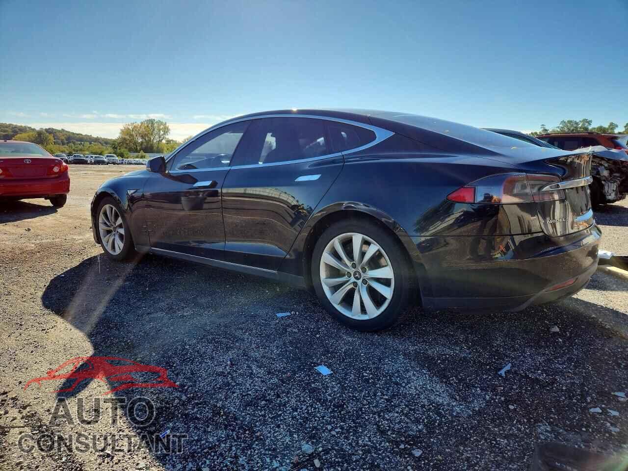 TESLA MODEL S 2015 - 5YJSA1S2XFF082713