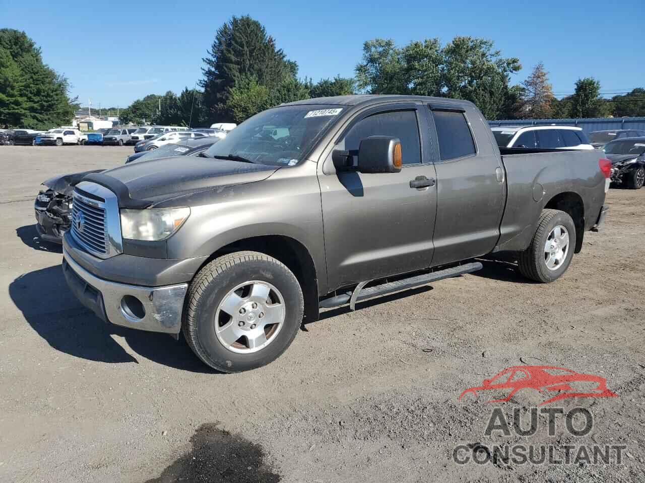 TOYOTA TUNDRA 2010 - 5TFUY5F17AX135931