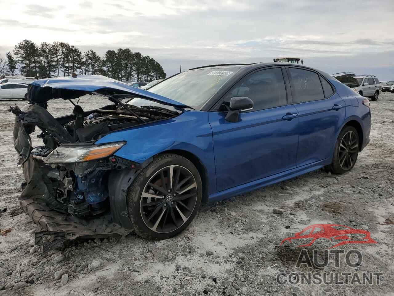 TOYOTA CAMRY 2018 - 4T1B61HK3JU156137