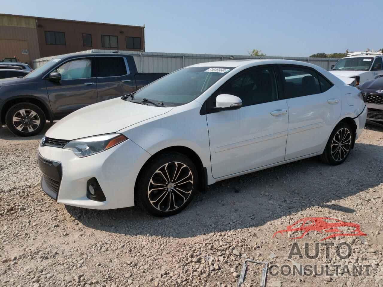 TOYOTA COROLLA 2015 - 5YFBURHE9FP191353