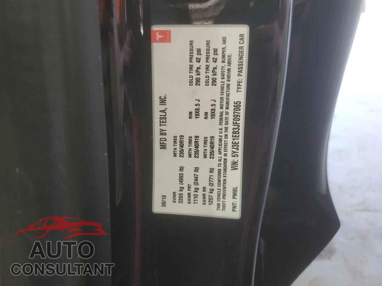 TESLA MODEL 3 2018 - 5YJ3E1EB3JF097065