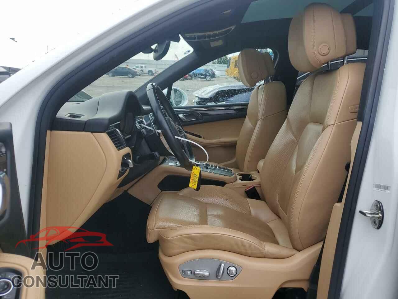 PORSCHE MACAN 2017 - WP1AA2A58HLB01643