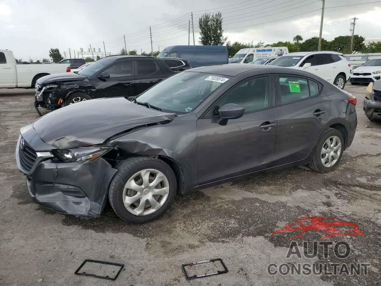 MAZDA 3 2018 - 3MZBN1U70JM197092