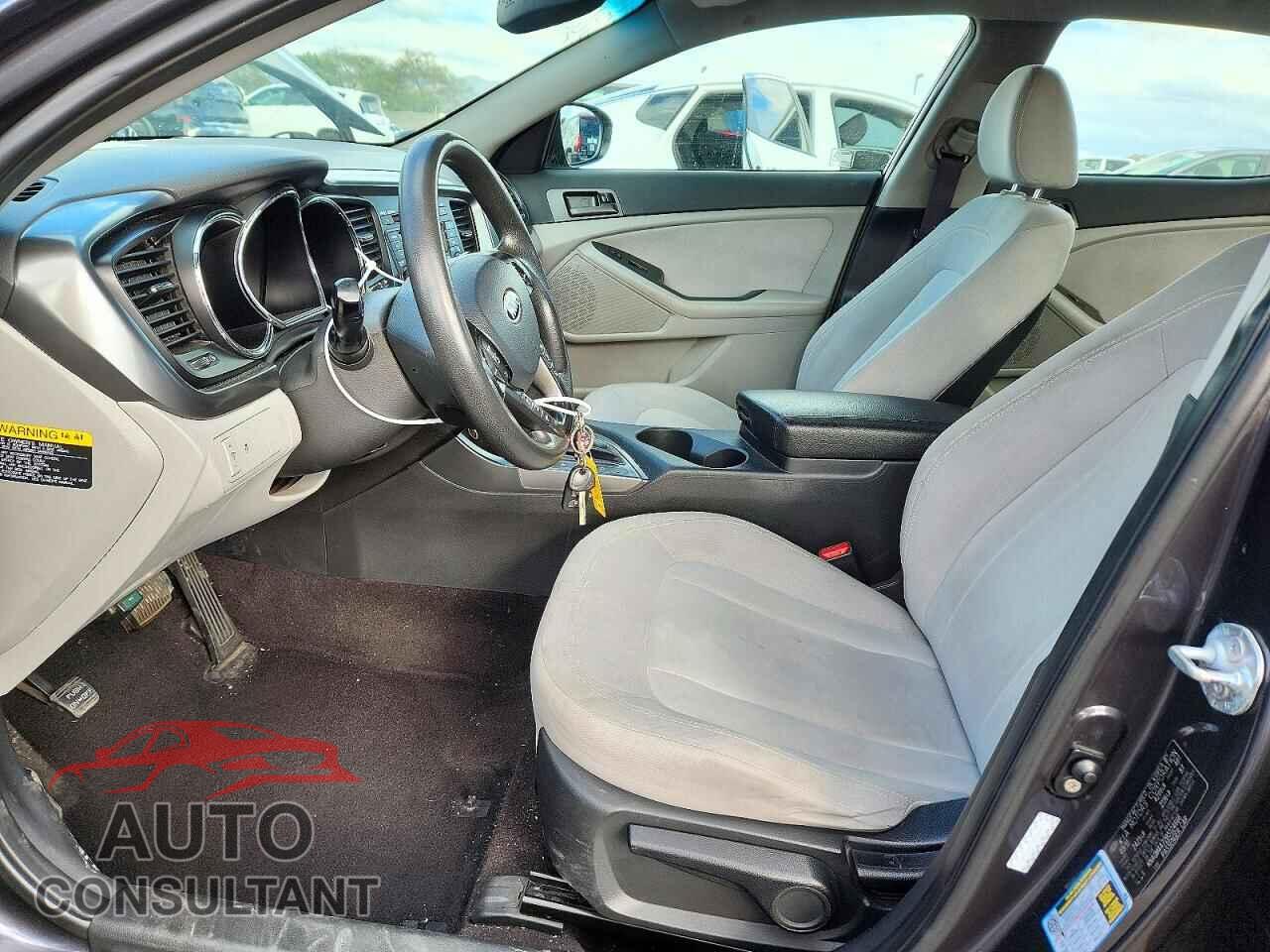KIA OPTIMA 2011 - KNAGM4A72B5124666