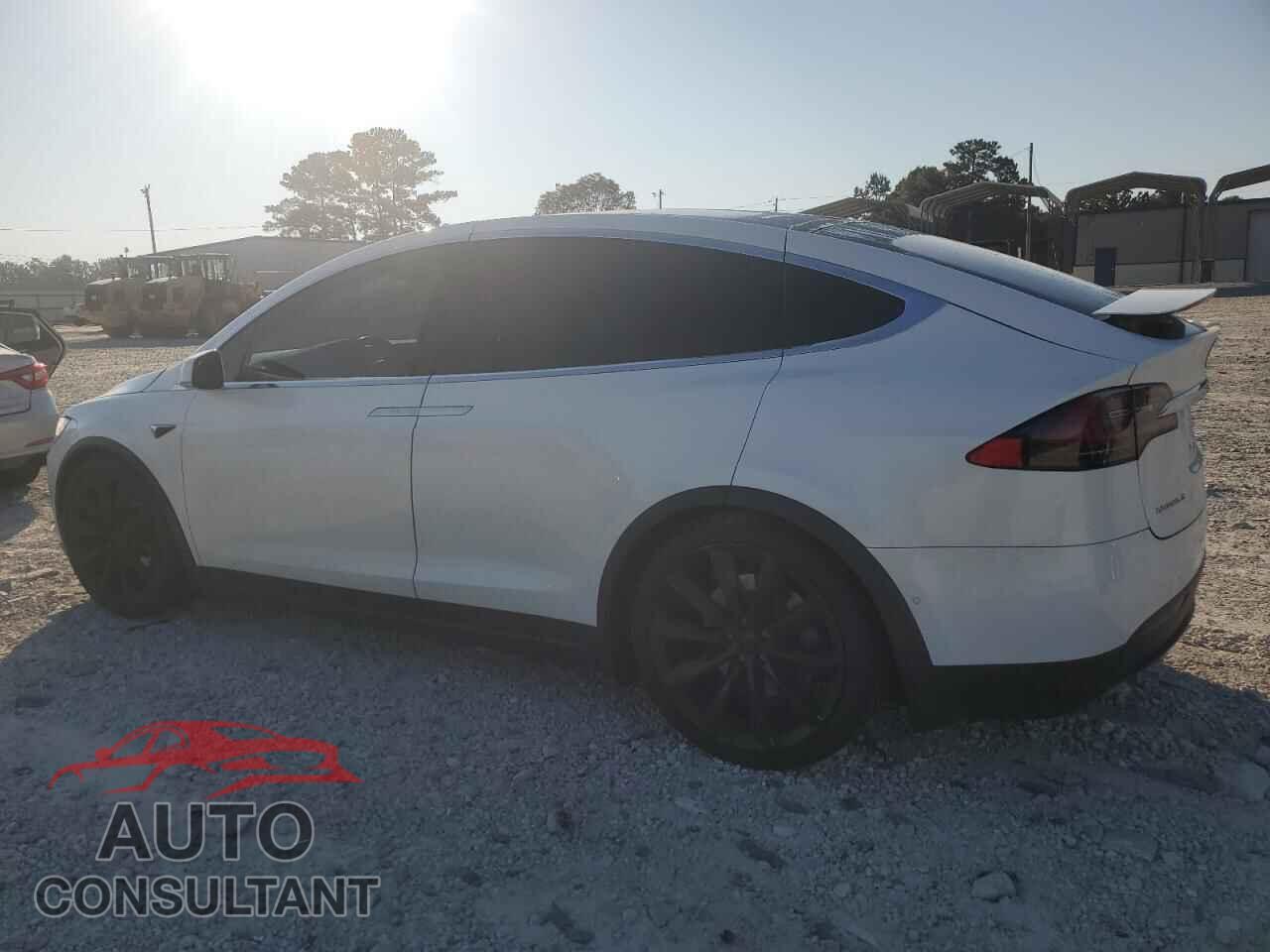 TESLA MODEL X 2019 - 5YJXCBE27KF151496