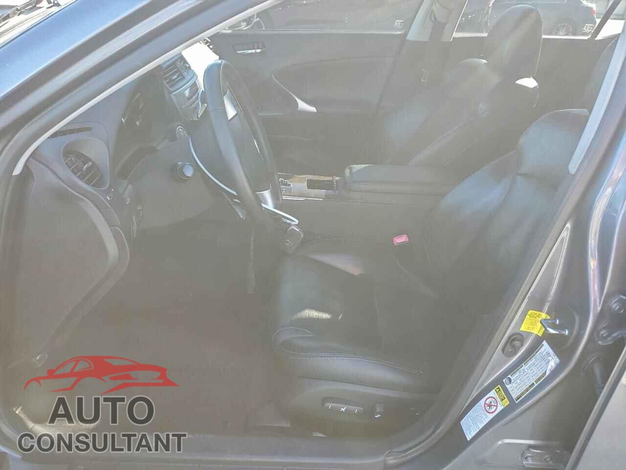 LEXUS IS 2012 - JTHBF5C2XC5163794