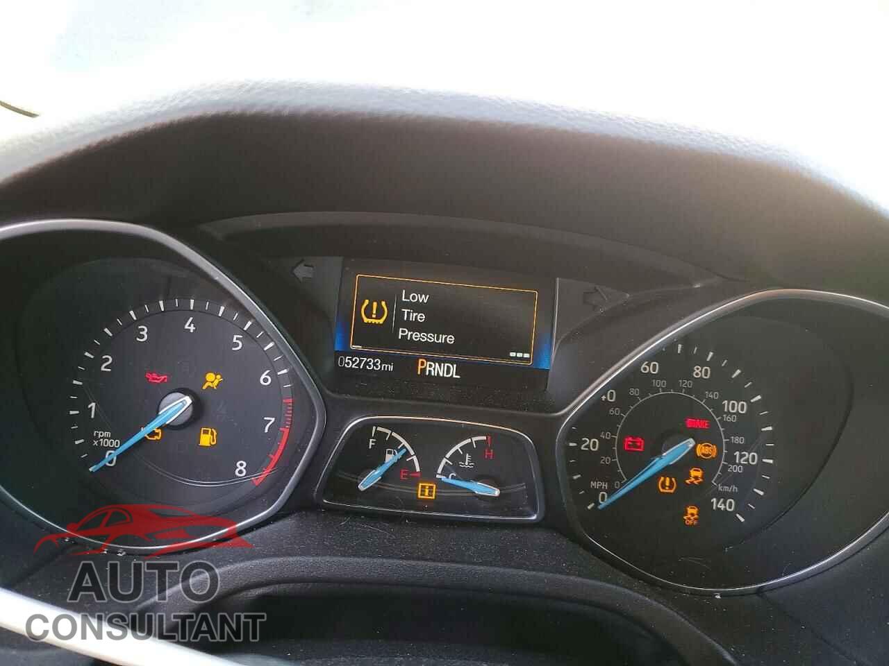 FORD FOCUS 2017 - 1FADP3E2XHL324873