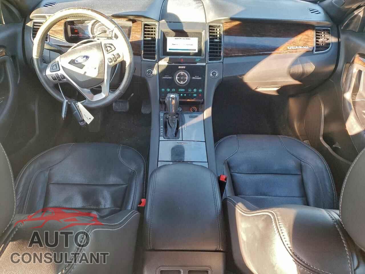 FORD TAURUS 2017 - 1FAHP2F83HG128149