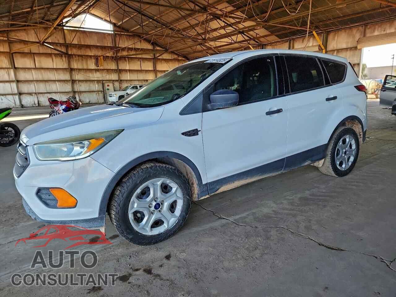 FORD ESCAPE 2017 - 1FMCU0F75HUA95788