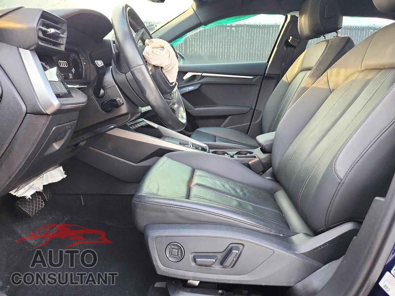 AUDI A3 2024 - WAUHUDGY2RA016439