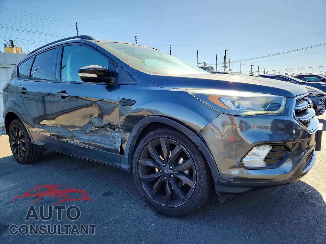 FORD ESCAPE 2017 - 1FMCU0JD4HUE48390