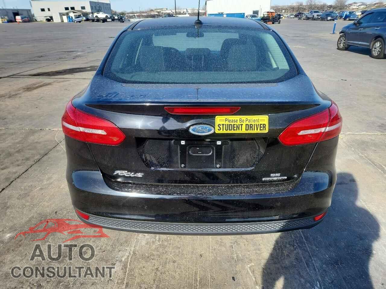 FORD FOCUS 2016 - 1FADP3F20GL372038