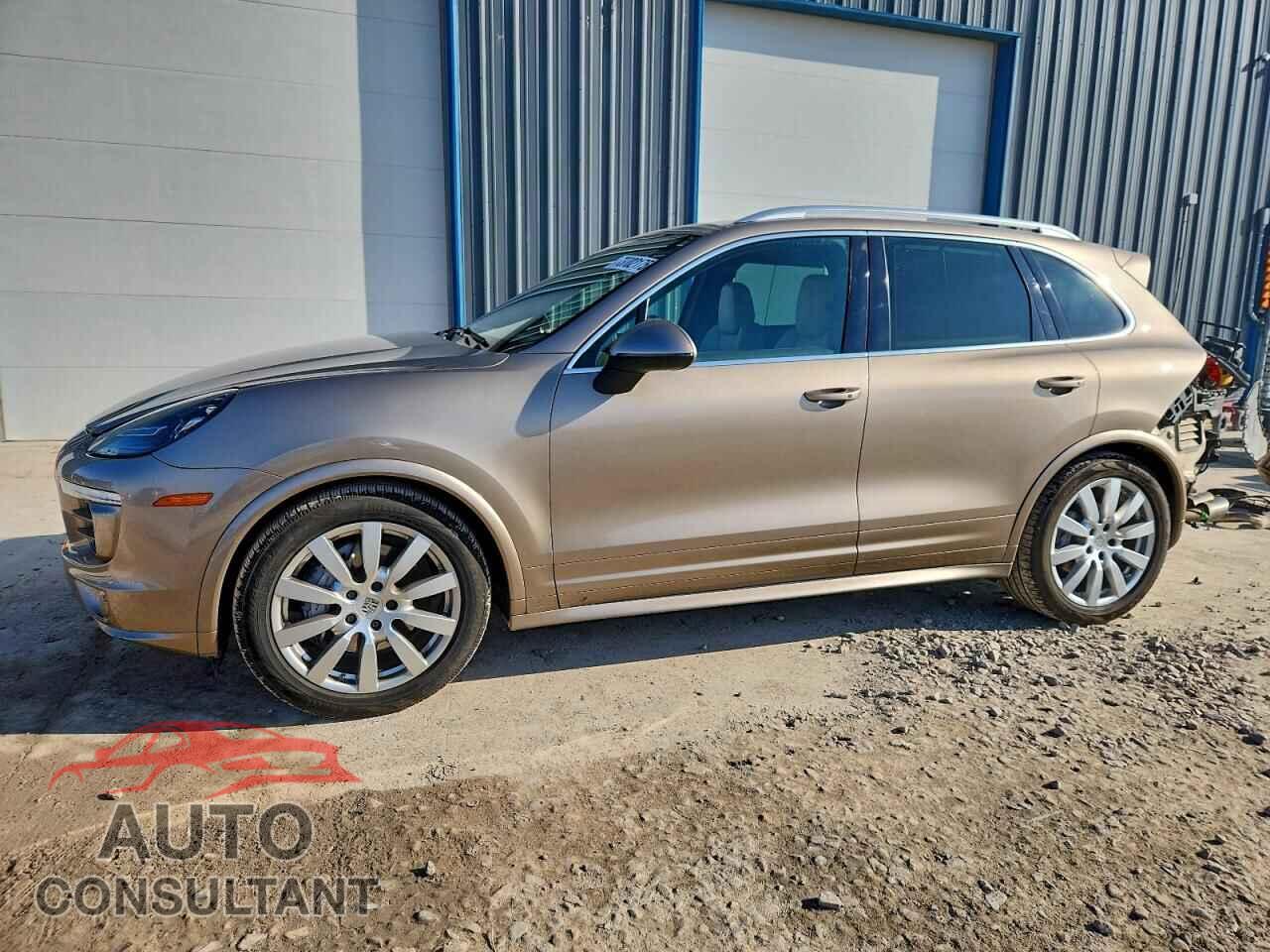 PORSCHE CAYENNE 2017 - WP1AB2A26HLA50470