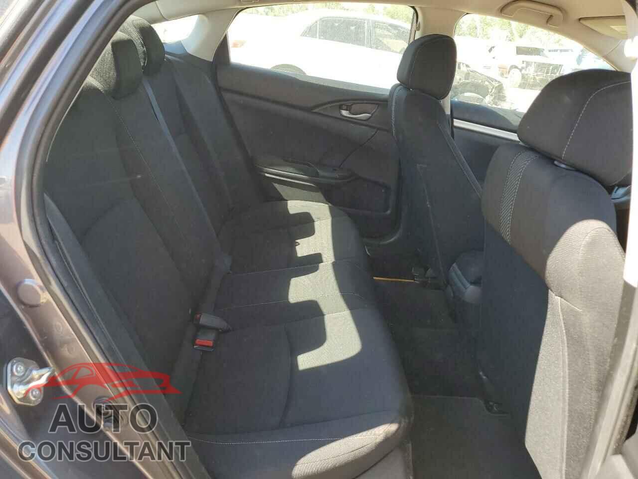HONDA CIVIC 2018 - 19XFC2F54JE043121