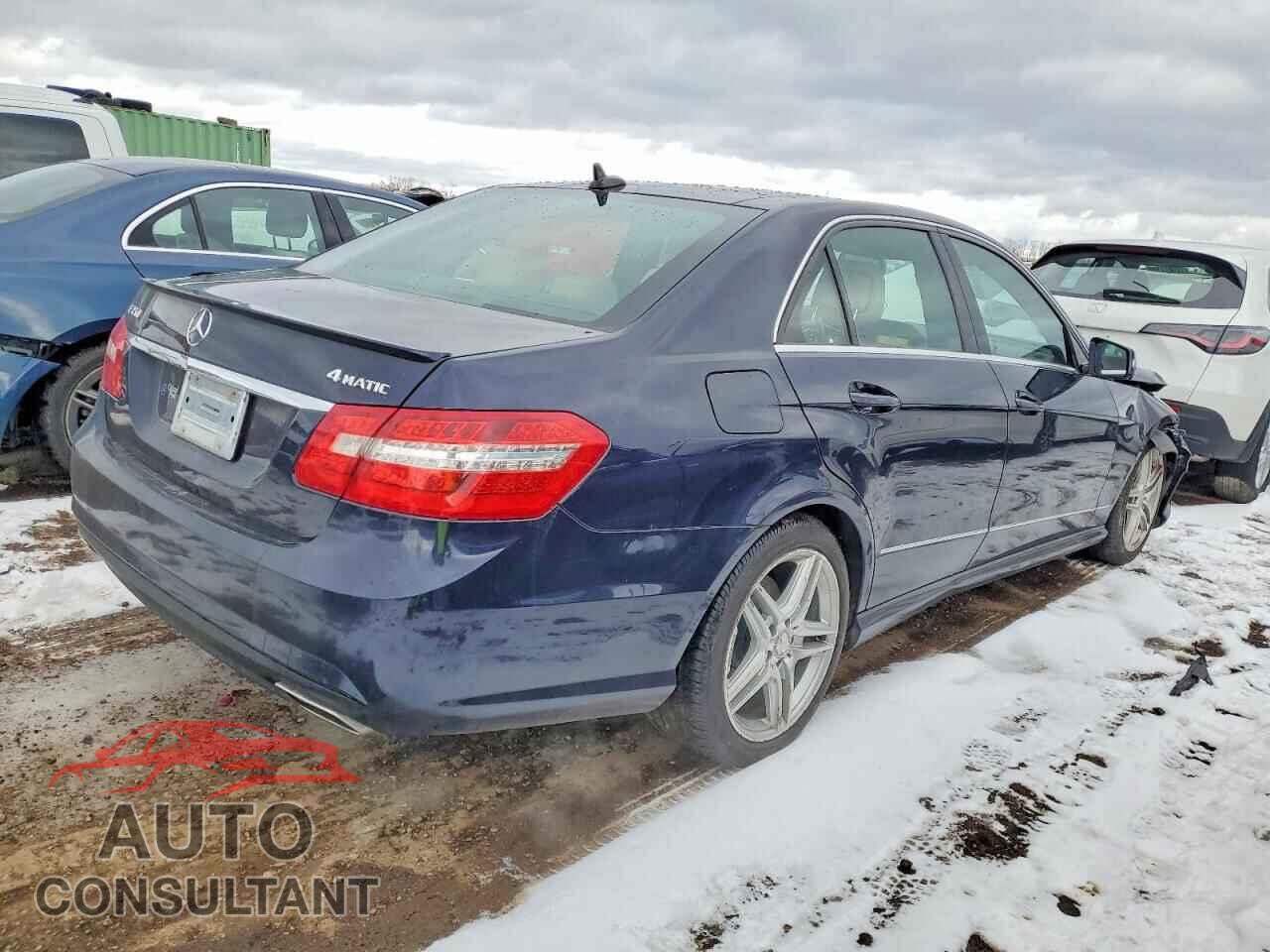 MERCEDES-BENZ E-CLASS 2011 - WDDHF8HB8BA390404