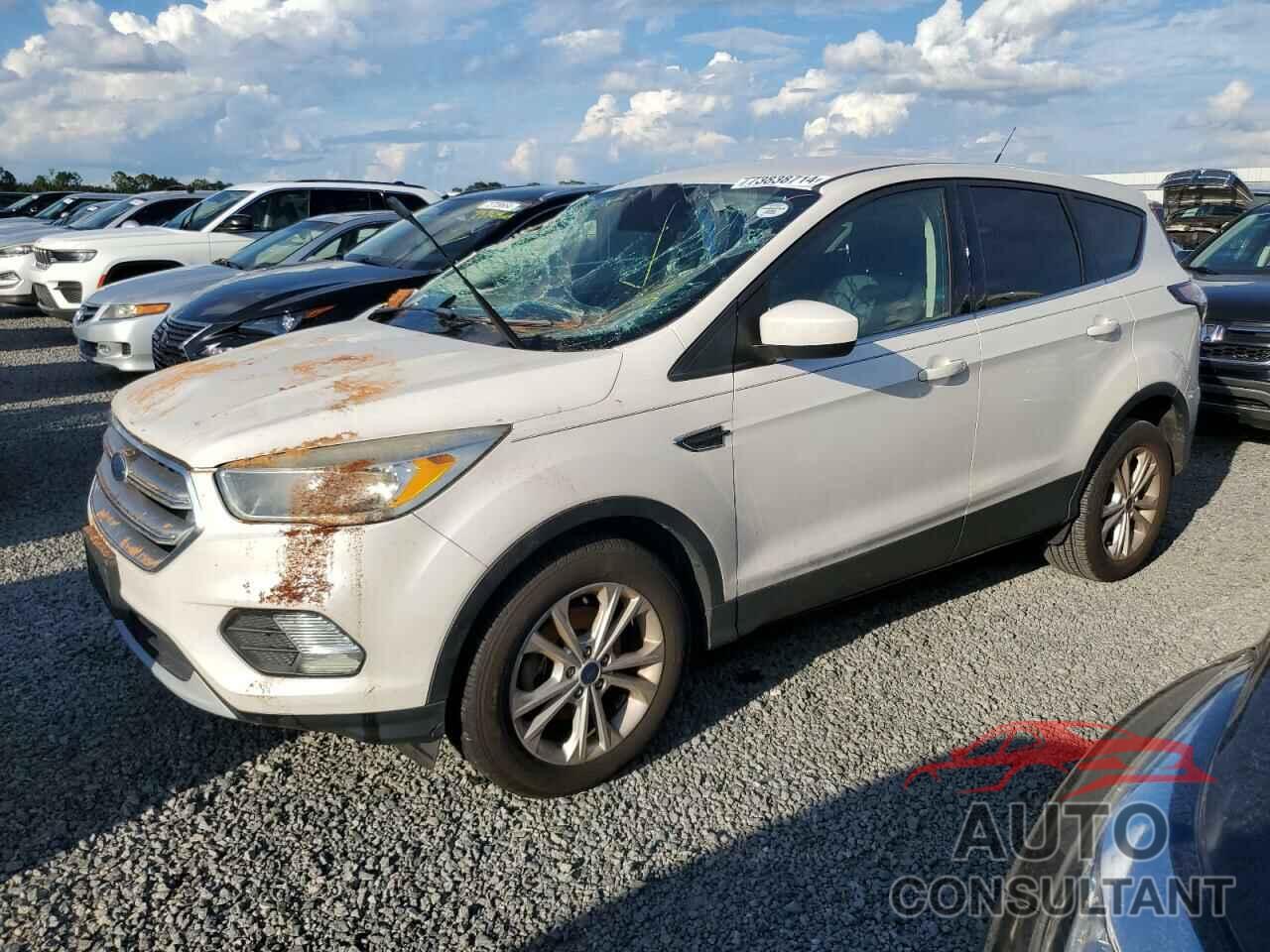 FORD ESCAPE 2017 - 1FMCU0GD3HUB86823
