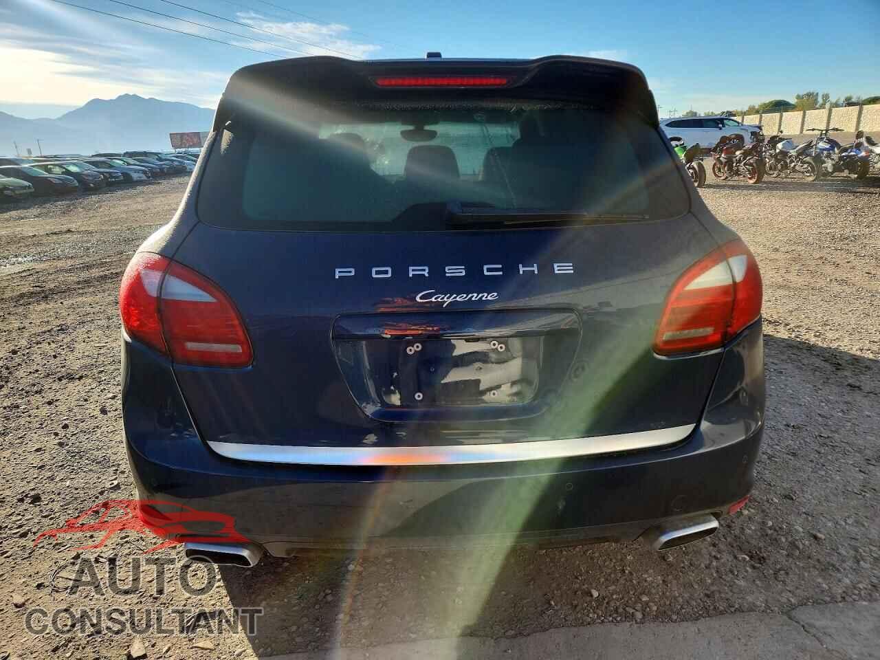 PORSCHE CAYENNE 2013 - WP1AF2A21DLA23224