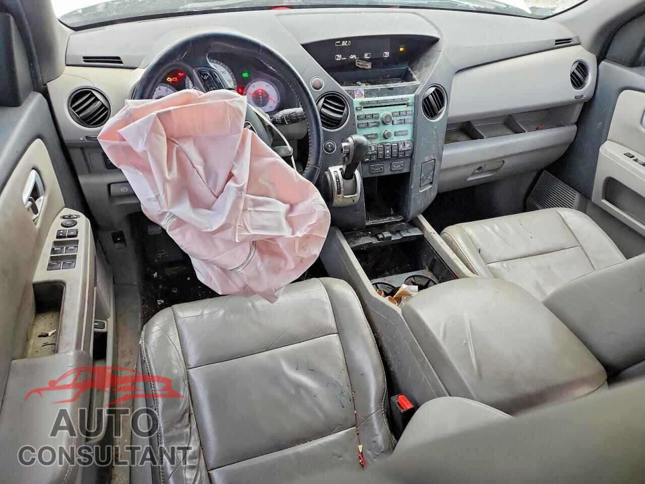 HONDA PILOT 2011 - 5FNYF4H52BB095688