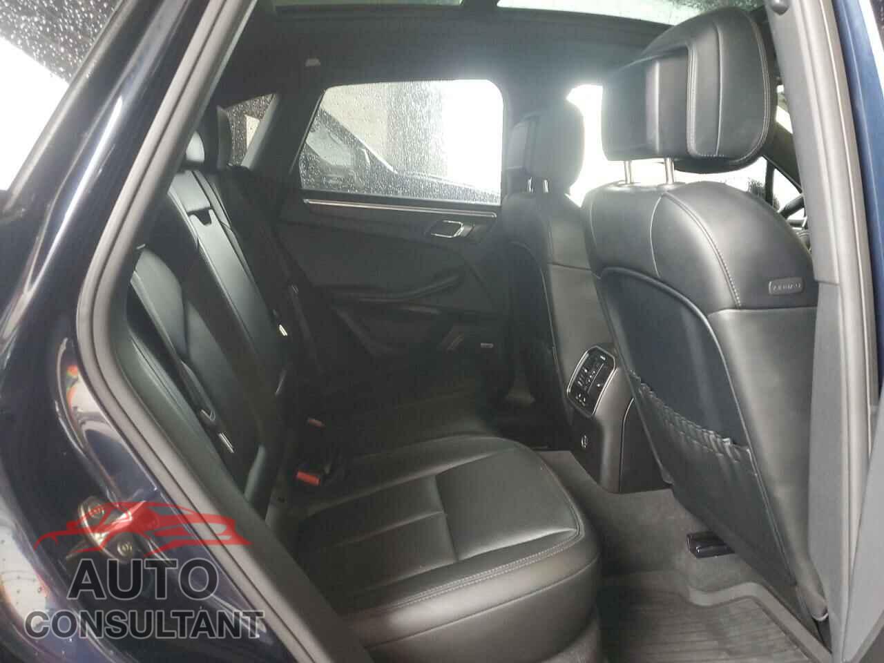 PORSCHE MACAN 2017 - WP1AG2A59HLB54625