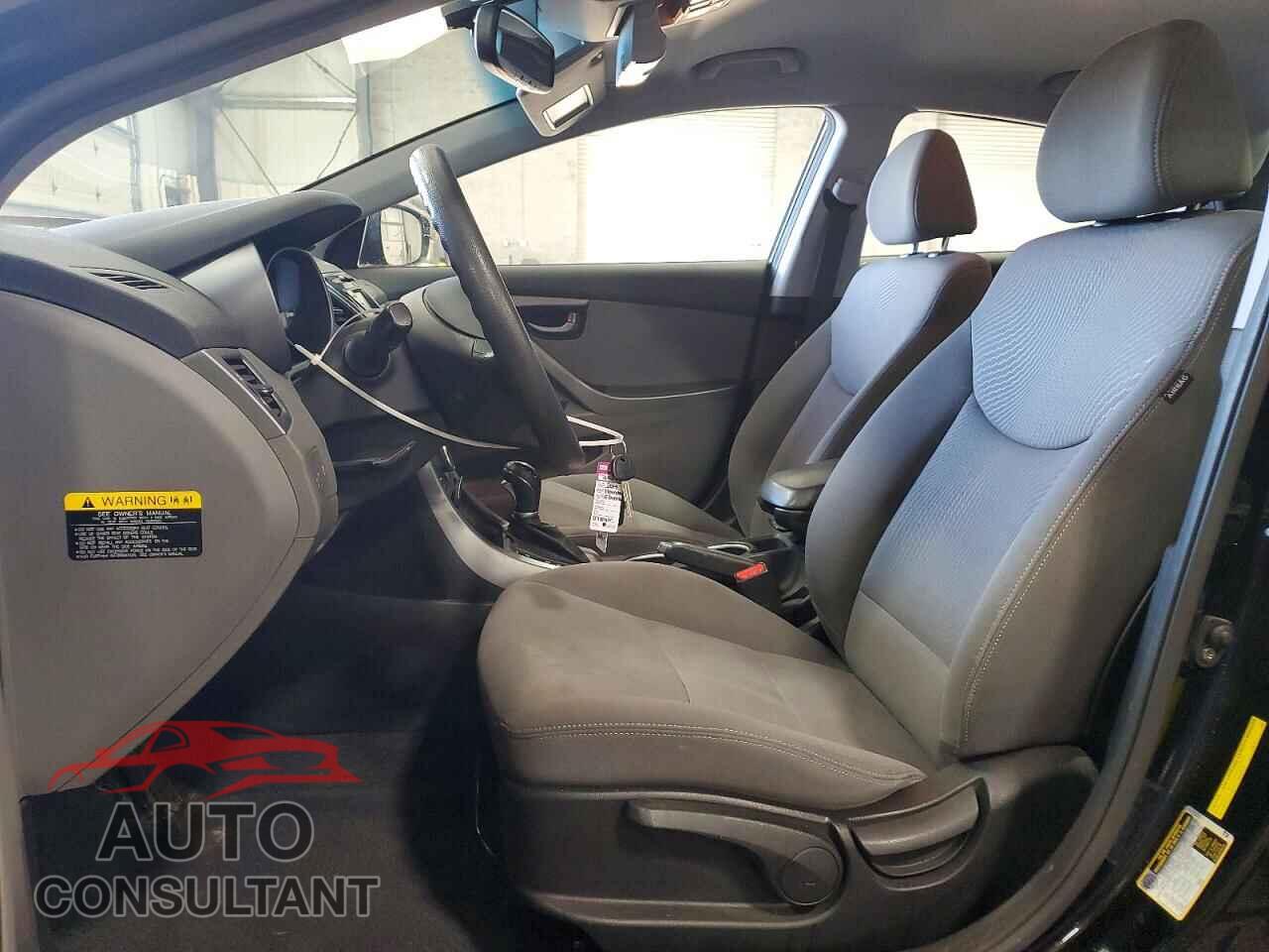 HYUNDAI ELANTRA 2014 - KMHDH4AE5EU171947