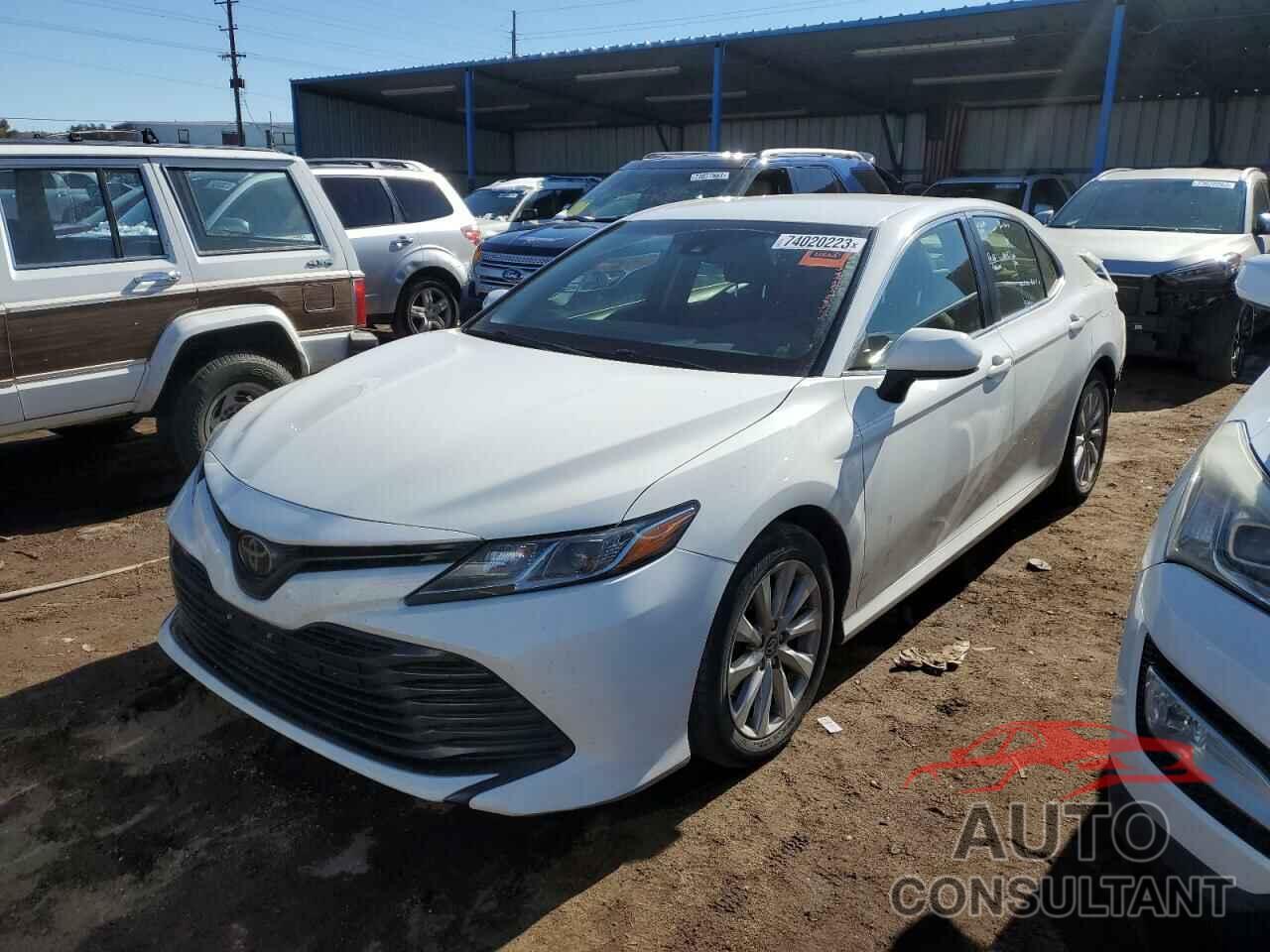 TOYOTA CAMRY 2018 - JTNB11HK5J3050454