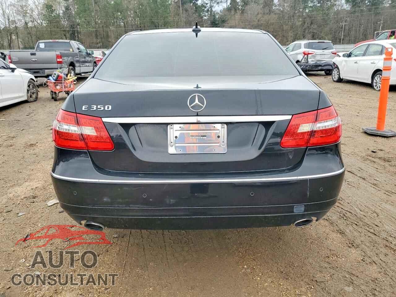MERCEDES-BENZ E-CLASS 2012 - WDDHF5KB5CA534385