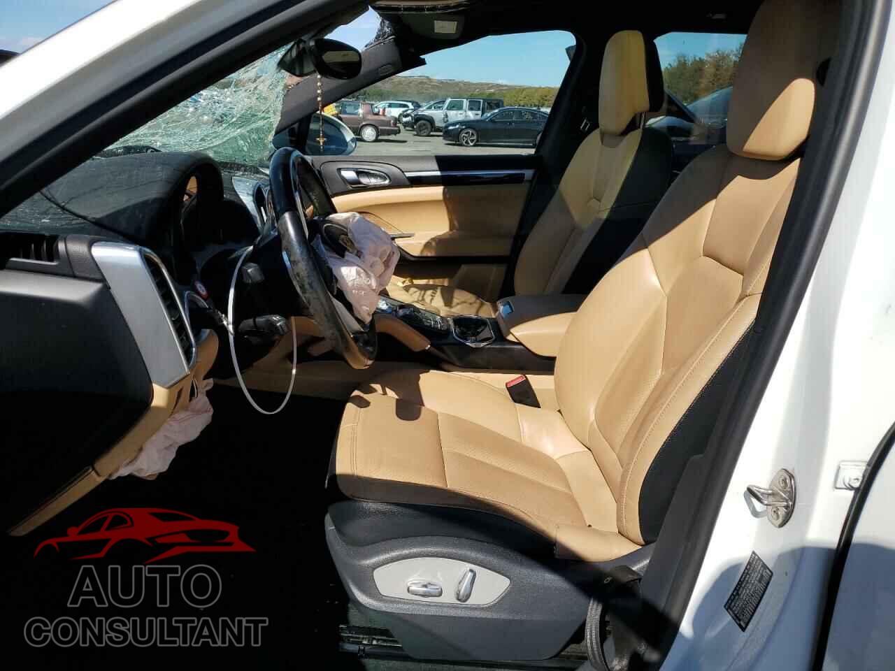 PORSCHE CAYENNE 2016 - WP1AA2A24GLA10468